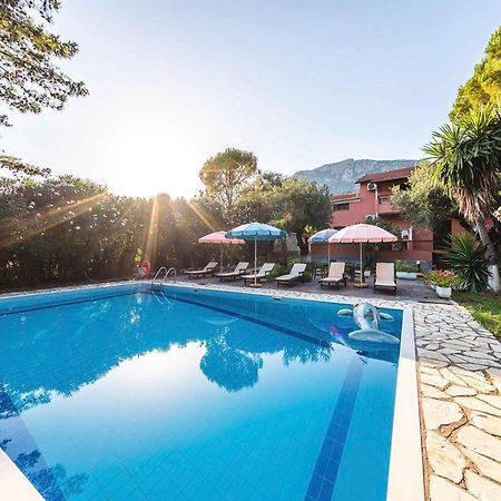 Mimosa Apartments With Pool Paleokasztríca Kültér fotó